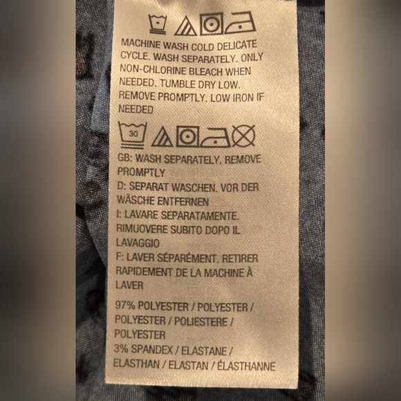 NWOT Susan Gaver Patterned Top - Picture 9 of 9